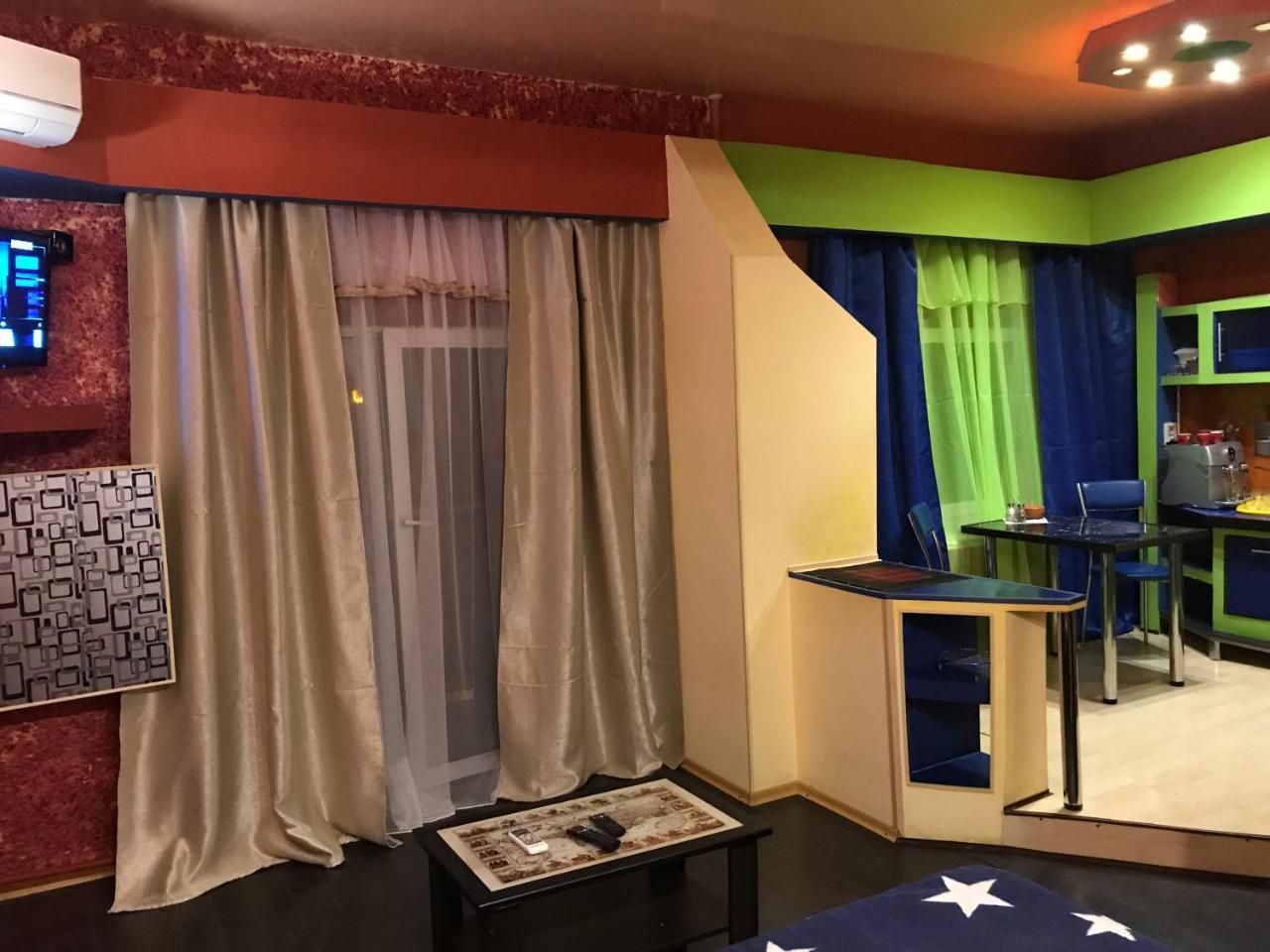 One-Bedroom Apartment On Gagarina 카리프 외부 사진