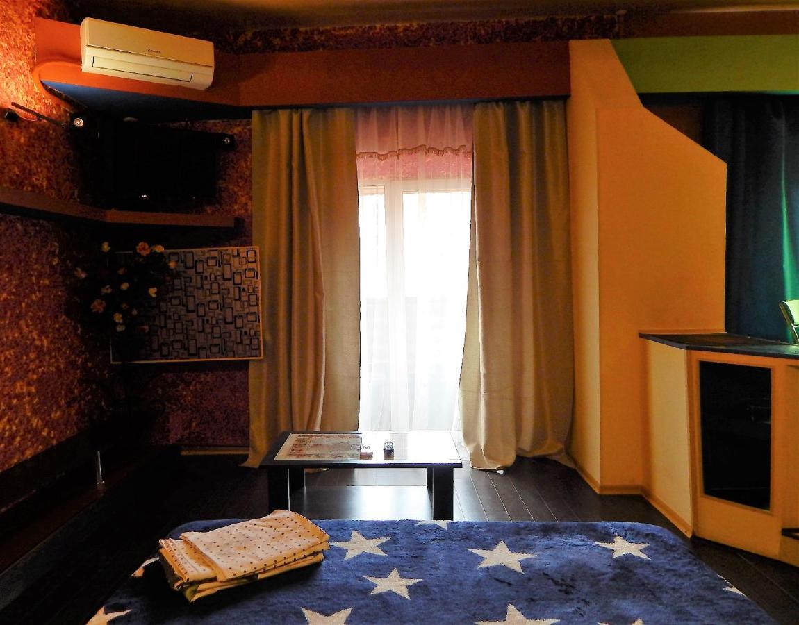 One-Bedroom Apartment On Gagarina 카리프 외부 사진